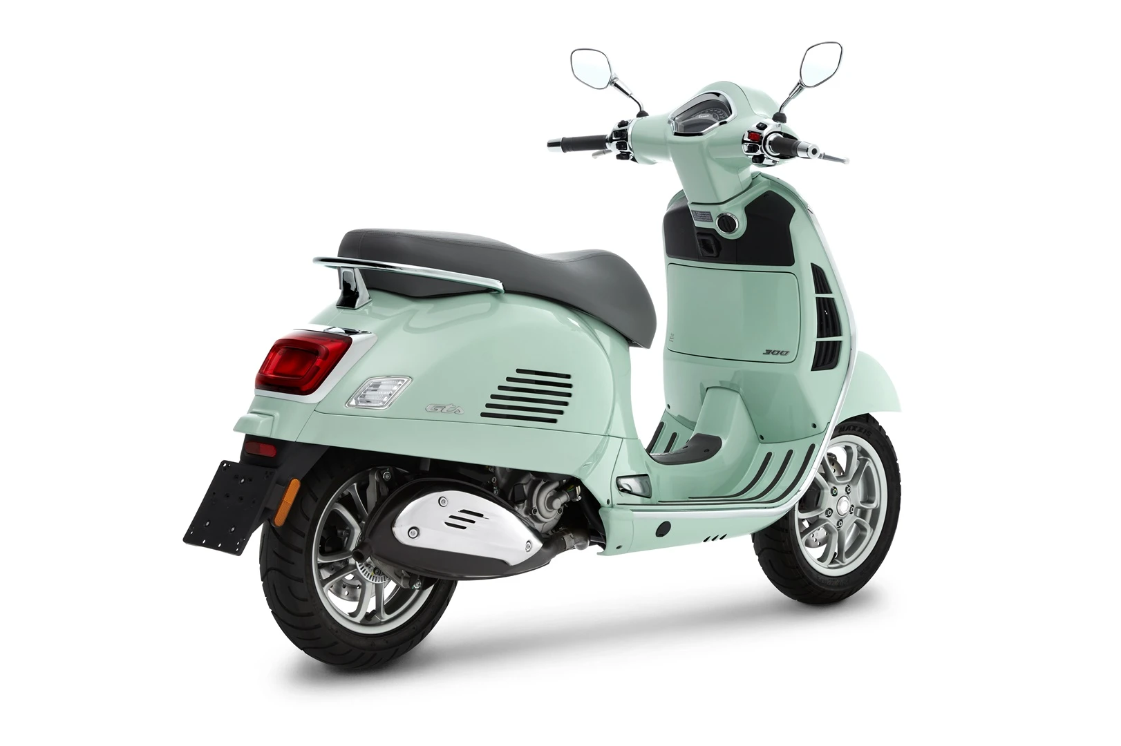 vespa-gts300-3.webp